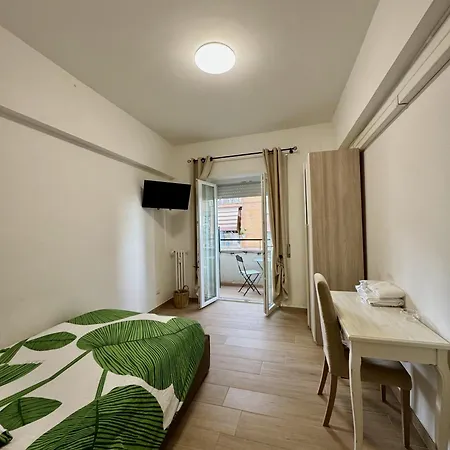 Grazioso Tiburtina - 3 Bedrooms Róma